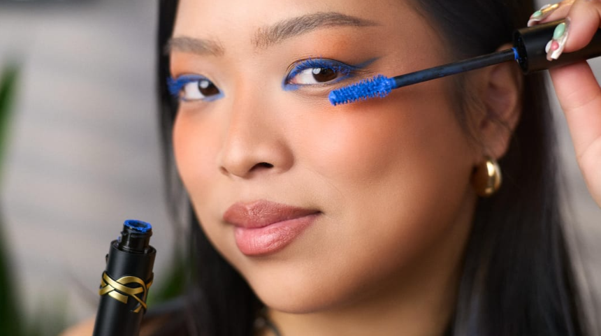 Χρωματιστή μάσκαρα! Σίγουρα την χρειάζεστε