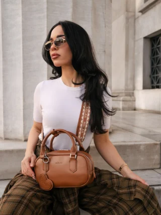 Instagram post from modagynaika.gr. This post is in position 2.