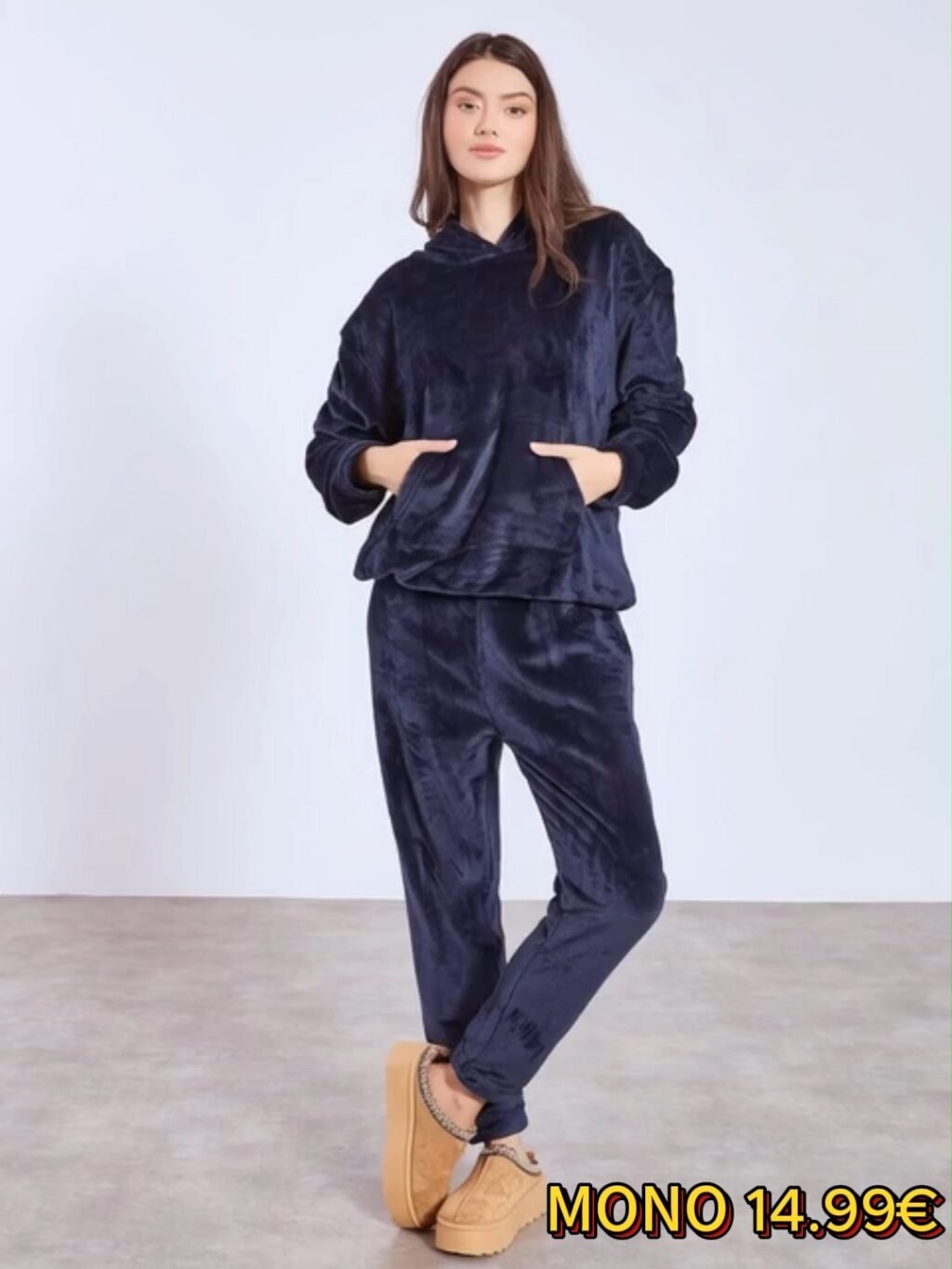 Instagram post from modagynaika.gr. This post is in position 0.