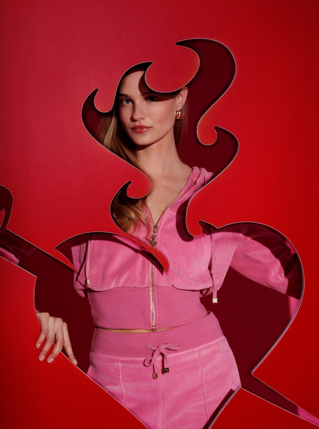 Instagram post from modagynaika.gr. This post is in position 4.